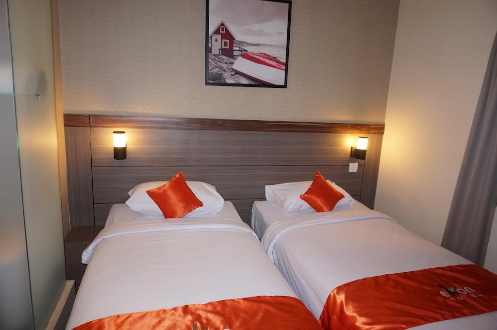 Ekon Hotel Yogyakarta Rum bild